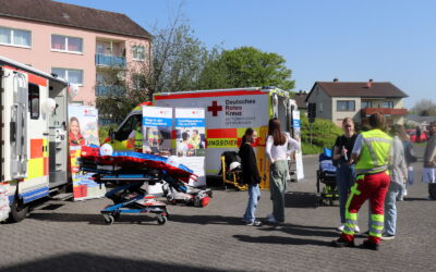 Zahlreiche Betriebe werben bei Bildungsmesse am BerufsschulCampus Schwalmstadt