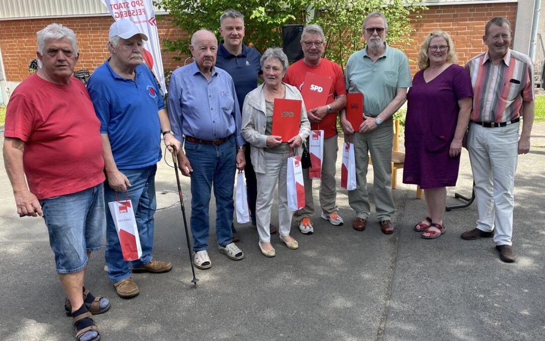 Traditionelle Sternwanderung zum 1. Mai in Felsberg