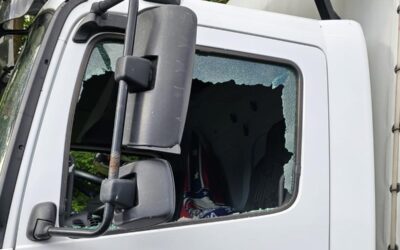KS: Lkw aufgebrochen; Motorradfahrerin (33) verletzt sich lebensbedrohlich; u. a.