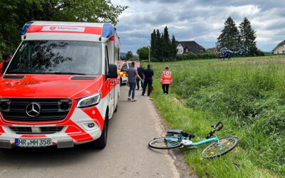 SEK: Radfahrerin (28) schwer verletzt; Autodiebstahl scheitert
