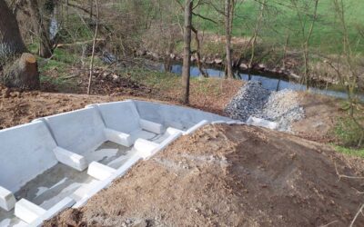 Regenrückhaltebecken entlastet Kläranlage und fördert Hochwasserschutz