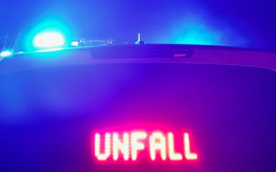 Fulda: Gestürzt; Betrunken; Ausschwenkendes Heck übersehen