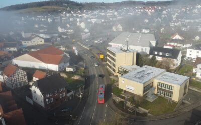 Lichterkette in Neukirchen für Demokratie und Vielfalt