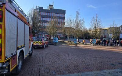 Evakuierung des Baunataler Rathauses