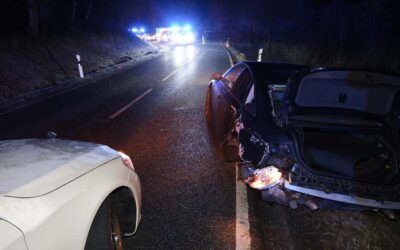 Zusammenstoß auf glatter Fahrbahn: Fünf Verletzte in Homberg