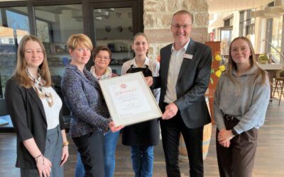 Hotelausbildung im Fokus: Zertifikat für Nachwuchsförderung verliehen