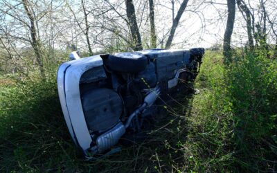 SEK: Unfall; Einbruch
