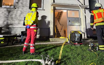 KS: Brand; Kupferkabel gestohlen; Fahrraddieb bei Flucht schwer verletzt