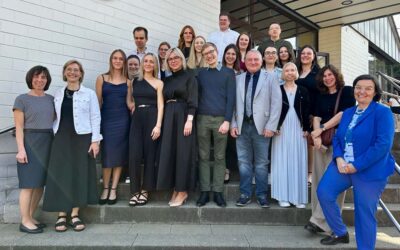 19 Absolventen feiern ihren Bachelorabschluss