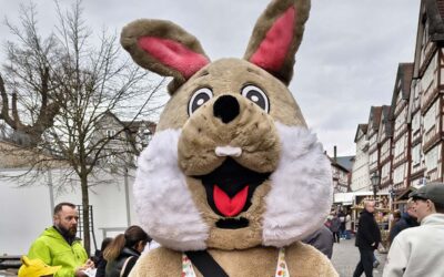 Homberger Ostermarkt lockt zahlreiche Besucher