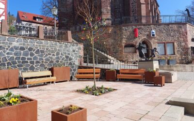 Neuer Verweilort am Homberger Marktplatz eröffnet