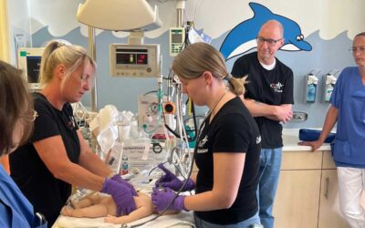 Wenn jede Minute zählt: Notfalltraining für Neugeborene