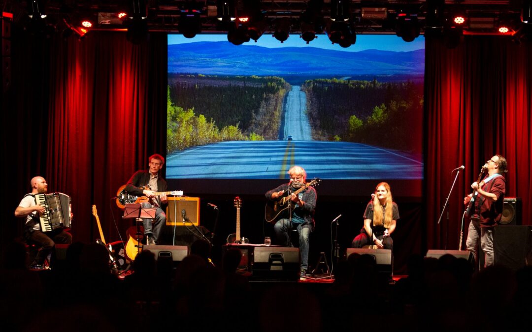 Shiregreen und Freunde spielen in Neumorschen