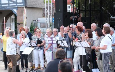 Regionale Chöre gestalten gemeinsames Konzert in der Schlosskirche