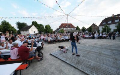Feierlicher Auftakt beim Ansingen auf dem Paradeplatz