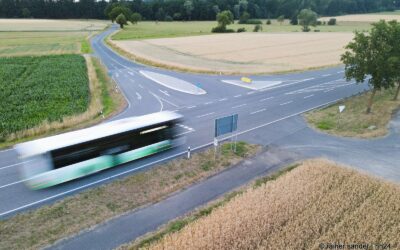 B 254: Sicher auf zwei Rädern zur anderen Seite