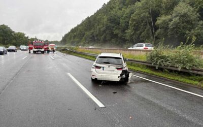 Unfälle auf regennasser Fahrbahn