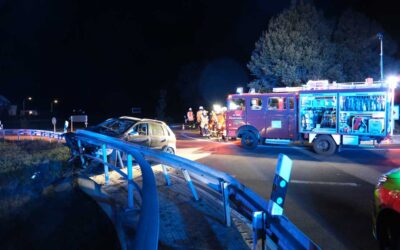 SEK: Zwei Alleinunfälle auf der B 454 – Fahrer leicht verletzt (Video)