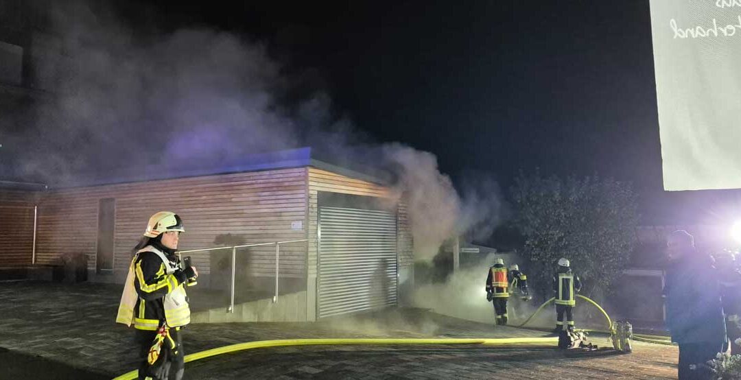 Großbrand in Schreinerei in Hessisch Lichtenau
