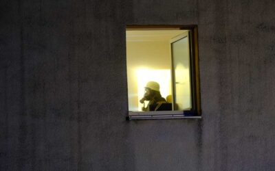 SEK: Angebranntes Essen löst Feuerwehreinsatz aus – Ford C-Max gestohlen