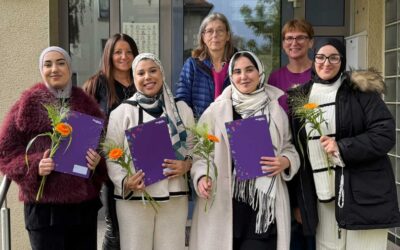 Vier Altenpflegehelferinnen schließen Ausbildung an der Hephata-Akademie erfolgreich ab