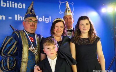 Einmarsch! Manuela I und Christian I regieren Baunatal