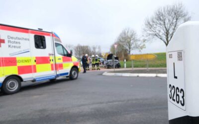 Drei Verletzte bei Unfall auf der B 254 bei Loshausen