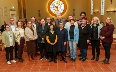 Das bunte Band der Hoffnungsträger in der Hephata-Kirche